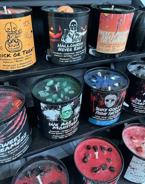 Halloween Scented Candles, Horror Candles, Halloween Candles Diy, Goth Candles, Creepy Candles, Black Christmas Decorations, Candles Halloween, Movie Lover Gift, Horror Gifts