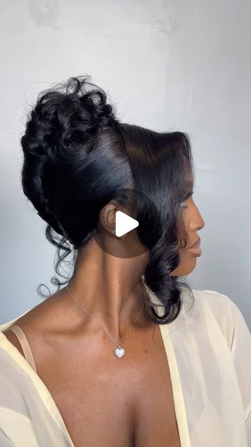 Bridal Hair Specialists on Instagram: "Words fail me; what a BRIDE! 🤩🤩🔥🥵
Bride @jessica__asah 
Hair @platinumtressesbridal 
MUA @breelliantmua" Up Do Black Women Wedding Hairstyles, Bride Hair Waves, Wedding Updo Hairstyles For Black Women, Wedding Hair Updo Black Women, Bridal Shower Hairstyles The Bride, Bride Hairstyles Black Women, Bridal Hairstyles Black Women, Natural Bridal Hairstyles Black Women, Wedding Updo Black Women