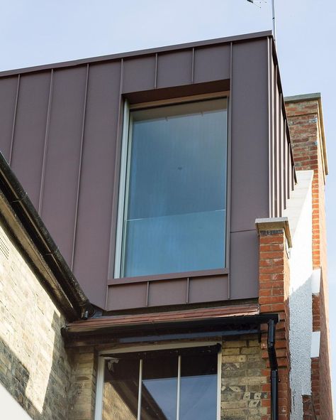 Studio Carver on Instagram: “circling back to Finchley… and one hell of a dormer! . . . #roofextension #dormer #zinc #red #sliding #pocketslidingdoor #glassballustrade…” Loft Dormer, Terrace House Exterior, Zinc Cladding, Dormer Loft Conversion, Bungalow Extensions, Berkeley Homes, Zinc Roof, Steel Cladding, Renovation Architecture