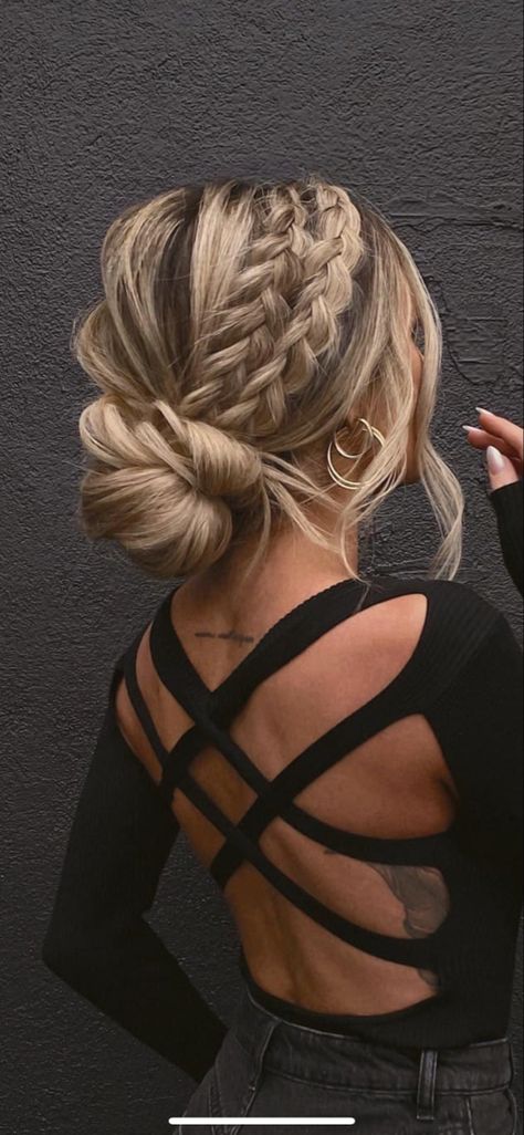 Braided Ponytail Hairstyles Bridesmaid, Beautiful Prom Hairstyles, Thick Hair Prom Hairstyles, Up Do Hair For Wedding, Prom Updos For Long Hair Braided, Wedding Day Hair Braid, Wedding Hairstyles From The Front View, Cute Hoco Updos, Braided Ponytail Hairstyles For Wedding