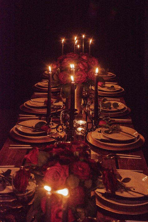 30th Birthday Dinner, Nye Theme, Gothic Dinner, Red Table Settings, Vampire Party, Mystery Dinner Party, 30th Party, Rosé Birthday, Mystery Dinner