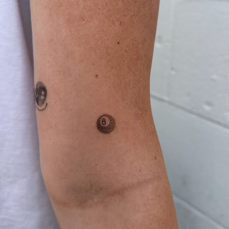 Tiny 8 Ball Tattoo, Eight Ball Tattoo, Childhood Tattoo Ideas, Penny Tattoo, 8 Ball Tattoo, Childhood Teddy, Teddy Bear Tattoo, 27 Tattoo, Button Tattoo