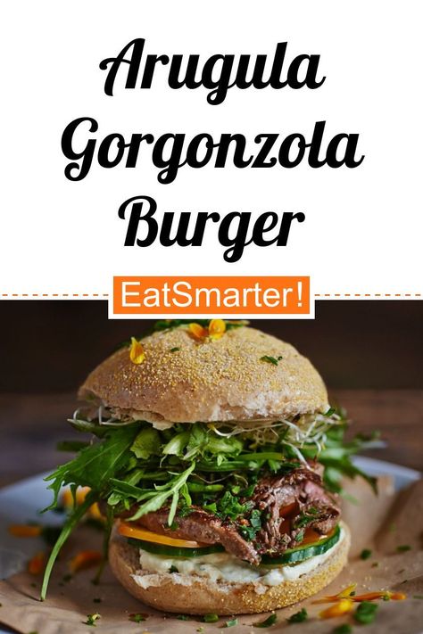 Arugula Gorgonzola Burger - quick recipe - simple dish - A recipe idea by EAT SMARTER | Burger, Home Cooking, Healthy Dinner, Clean Eating, Meat #beef #recipes Gorgonzola Burgers, Gorgonzola Burger Recipe, Healthy Burger Recipes, Creamed Cucumbers, Healthy Burger, Small Cucumber, Healthy Protein, Burger Buns, Healthy Lunch Recipes