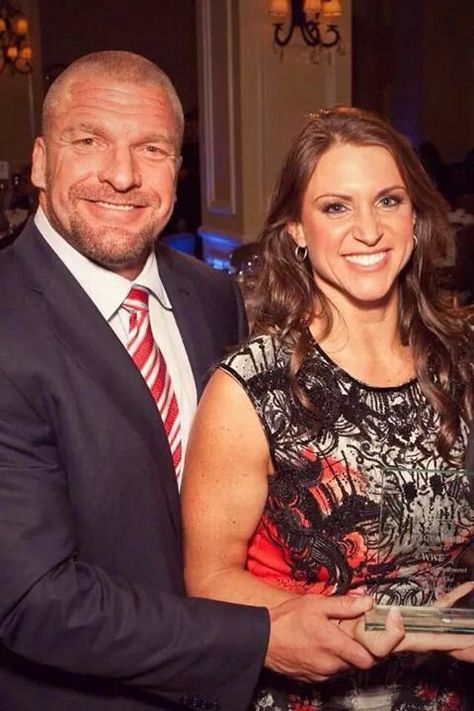 Stephanie Mcmahon, Triple H, Wwe, Queen