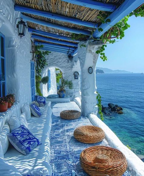 Summer House Greece, Greece House Aesthetic, Greek Style Home, Boho Outdoor Space, Greece House, Cahuita, Santorini House, Beach Honeymoon Destinations, Greek House