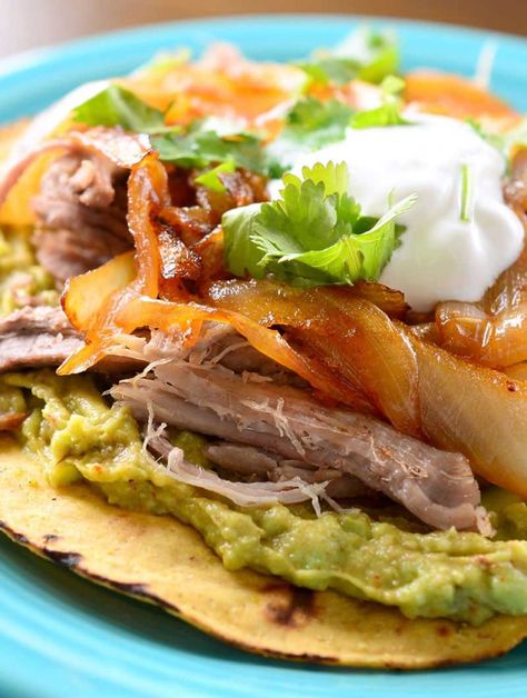 Pulled Pork Tostadas, Pork Tostadas, Caramelized Onions Recipe, Pulled Pork Recipes, Mexican Cooking, Tasty Kitchen, Simply Delicious, Taco Tuesday, Mexican Dishes