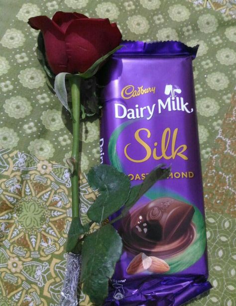 Fake Chocolate Story, Dairy Milk Chocolate Snap, Arijit Singh Photos New, Happy Birthday Hd, Good Morning Rose Images, Creative Snaps For Snapchat, Funny Images With Quotes, Dairy Milk Chocolate, Cute Images For Dp