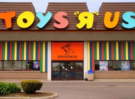 Classic TOYS R US OH MY GOD OH MY GOD  THEY COULDN'T SAY THE WORD AROUND ME IN MY HOUSE Logo Quiz Answers, Toy Stores, Brown Roof, Entrance Sign, Little Things In Life, My Childhood Memories, Department Stores, Retail Stores, Time Machine