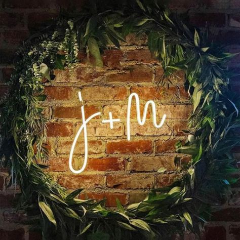 Wedding Sign Diy, Couple Initials, Marriage Reception, Wedding Initials, Marriage Vows, Wedding Neon Sign, Neon Wedding, Wedding Goals, Fairytale Wedding