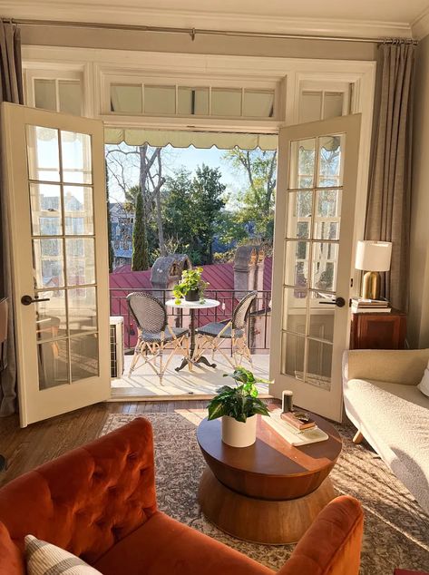 63 Rutledge Ave APT 36, Charleston, SC 29401 | Zillow Charleston Aesthetic Home, Charleston Apartment Aesthetic, Charleston Homes Interiors, Charleston Vibes, Charleston Apartment, Charleston Hotels, Downtown Charleston Sc, Charleston Homes, Apartment Aesthetic