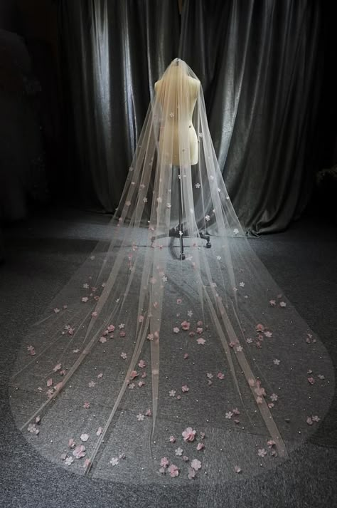 Pink Floral Wedding Veil, Cherry Blossom Wedding Veil, Pink Vail Weddings, Wedding Veils Unique, Rose Wedding Veil, Unique Wedding Vails, Wedding Veils Flowers, Fairy Veil Wedding, Cherry Blossom Veil