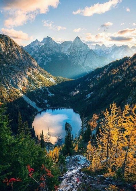 Timothy Sumer - Photography North Cascades National Park Washington USA. Cascades National Park, Cascade National Park, Hiking Photography, North Cascades National Park, North Cascades, Gorgeous View, Alam Yang Indah, Pretty Places, Travel And Leisure