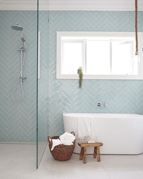 Aquamarine Home on Instagram: “How captivating are these stunning herringbone tiles?! 😱 This is the most perfect beachy boho bathroom and I just love the nod to classic…” Makeover Kamar Mandi, Patterned Bathroom Tiles, Luxury Bathroom Tiles, Back To Wall Bath, Bad Inspiration, Trendy Bathroom, Bath Room, Bathroom Renos, Laundry In Bathroom