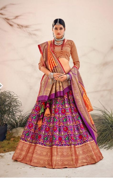 Patola Lehenga, Lehenga Purple, Patola Pattern, Indian Wedding Party, Patola Print, Orange Lehenga, Silk Lehenga Choli, Stitched Lehenga, Brocade Blouse