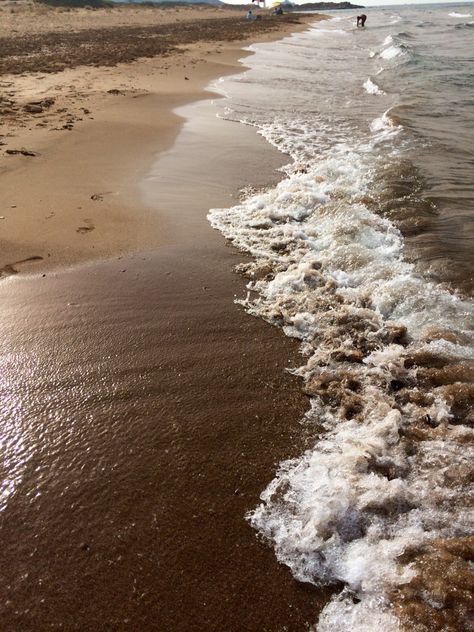 Bronze Aesthetic, Summer Sorbet, Brown Beach, Summer Beach House, Summer Brown, North Cyprus, Bali Beaches, Summer Colours, Quiet Place