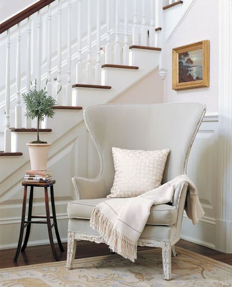 Reminds me of Victoria's chair without the french script on Revenge Eye For Design: Decorating With The Wingback Chair Hallway Chairs, Design Hall, Foyer Decor, Stair Case, Foyer Decorating, Style At Home, Wingback Chair, Luxury Interior Design, Living Room Chairs