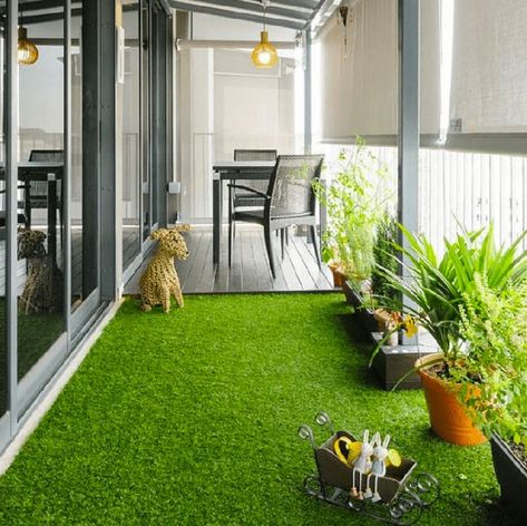 A balcony is a precious space that allows us to escape the confines of indoor living and immerse ourselves in the beauty of the outdoors. However, maintaining a lush green la... Artificial Grass Balcony, Condo Patio, Best Artificial Grass, Small Apartment Balcony Ideas, Artificial Grass Carpet, Apartment Balcony Garden, Grass Carpet, Balcony Design Ideas, Terrace Decor