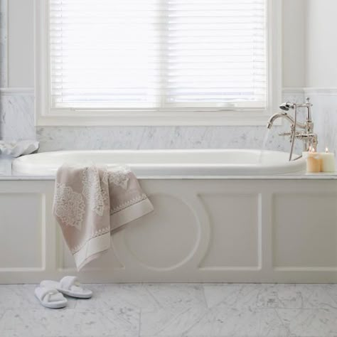 Bathtub surround ideas