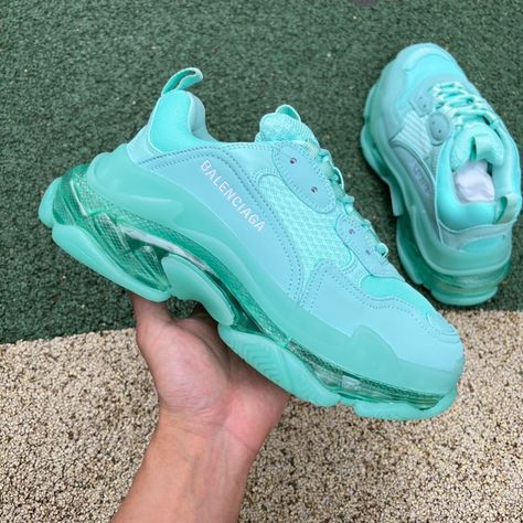 Balenciaga Fashion, Balenciaga Women, Balenciaga Sneakers, Mint Green Color, Sock Sneakers, Balenciaga Track, Mens Boots Fashion, Balenciaga Mens, Balenciaga Shoes