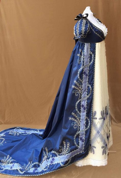 Fancy Stuff, Regency Gown, Regency Era Fashion, Era Fashion, Pandora's Box, Period Clothing, Court Dresses, Venetian Masquerade, Regency Dress