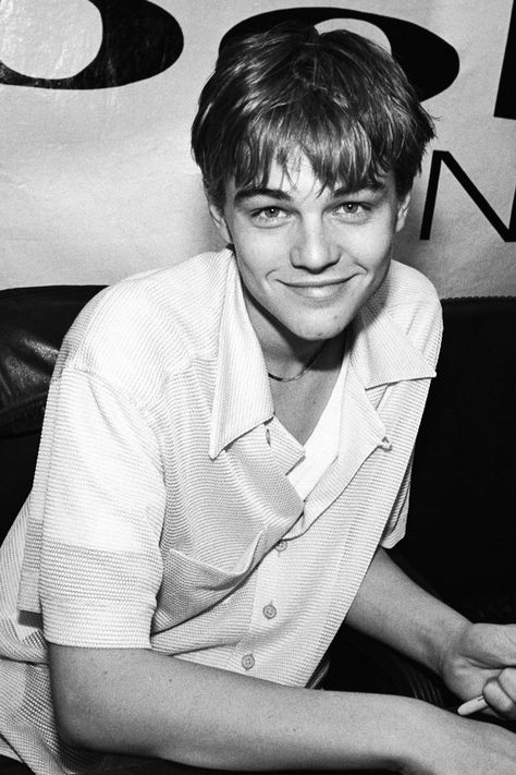 41 Awkward Leonardo DiCaprio Faces to Love White Photo, Leonardo Dicaprio, Black And White, White, Black