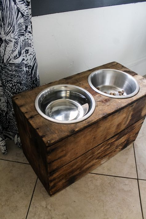 How to Make a DOG DISH STAND USING A WOOD CRATE - The Wicker House How to Make a DOG DISH STAND USING A WOOD CRATE Wicker House, Dog Feeding Station, Drink Stand, Dane Dog, Feeding Station, Great Dane Dogs, Dog Feeder, Food Stands, Water Bowl