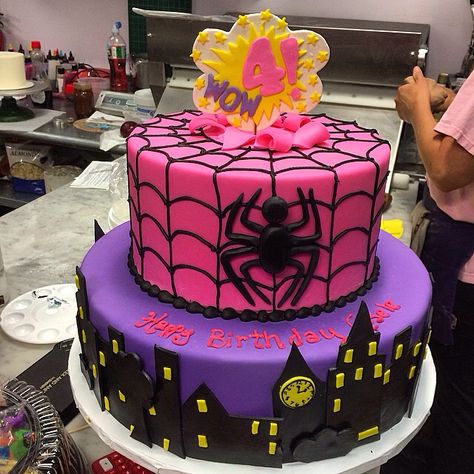 Girly Spiderman Cake, Girly Spiderman Party, Spidergwen Cake, Ghost Spidey Birthday Cake, Spider Gwen Birthday Cake, Girl Spider Man Birthday Party, Gwen Stacy Cake, Girls Spiderman Birthday Party, Spidergirl Cake