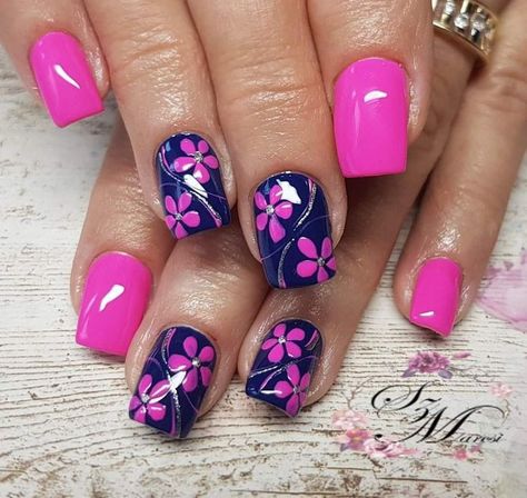 Hot Pink Blue Nails, Square Nail Designs Flowers, Summer Fingernail Designs, Pink And Purple Flower Nails, Flower Manicure Designs, Fun Dip Nails Summer, Dip Nail Designs Summer, August Gel Nails Ideas, Fun Gel Nails For Summer