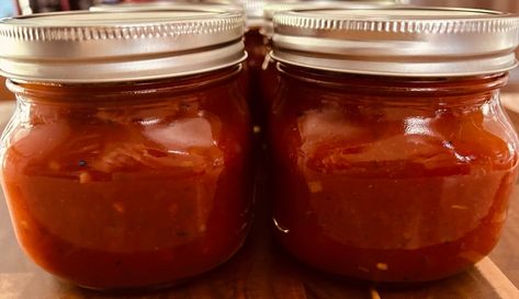 Canned Pizza Sauce - Pizza Sauce Canning Recipe, Canned Pizza Sauce, Canning Pizza Sauce, Homemade Flatbread Pizza, Homemade Flatbread, Canning Recipe, Pizza Sauce Homemade, Flatbread Pizza, Pressure Canning