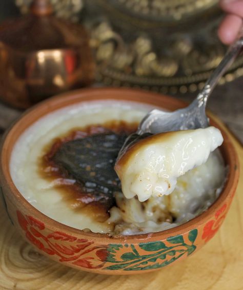 Turkish Rice Pudding, Turkish Rice Pudding Recipe, Turkish Rice, Turkish Recipe, Baked Rice Pudding, Ramadan Desserts, Recipe Rice, Rice Pudding Recipe, Turkish Desserts