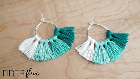 Embroidery Floss Earrings, Diy Earrings Tutorial, Diy Macrame Earrings, Diy Tassel Earrings, Tiny Heart Earrings, Crocheted Jewelry, Art Mediums, Earrings Pattern, Crochet Earrings Pattern