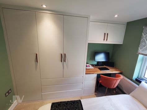 Wardrobe With Desk, Bespoke Bedroom, Wardrobes Ideas, Dressing Table Ideas, Wardrobe Images, Alcove Cupboards, Bedroom Built In Wardrobe, Bespoke Wardrobe, Built In Cupboards