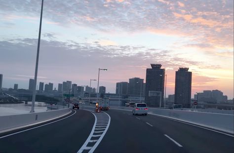 City Ideas, Tokyo Highway, Tokyo Car Meet Aesthetic, Japan Highway, Highway Overpass Aesthetic, Sunset In Tokyo, Highway Driving Aesthetic, Tokyo Street, Florida Girl