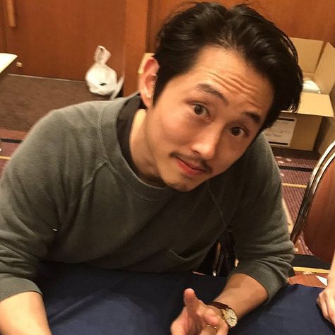 The Walking Dead Cast, Steven Yuen, Glenn Y Maggie, Glenn Rhee, Steven Yeun, Walking Dead Memes, Walking Dead Cast, Dear Future Husband, I Have No Friends