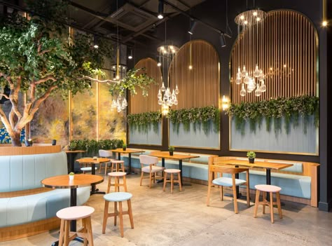 WALL Wall Cladding Interior Cafe, Restaurant Statement Wall, Lounge Restaurant Design, Cafe Wall Design, Venue Interior, Small Cafe Interior, Modern Restaurant Design, Restaurant Designs, Cafe Concept