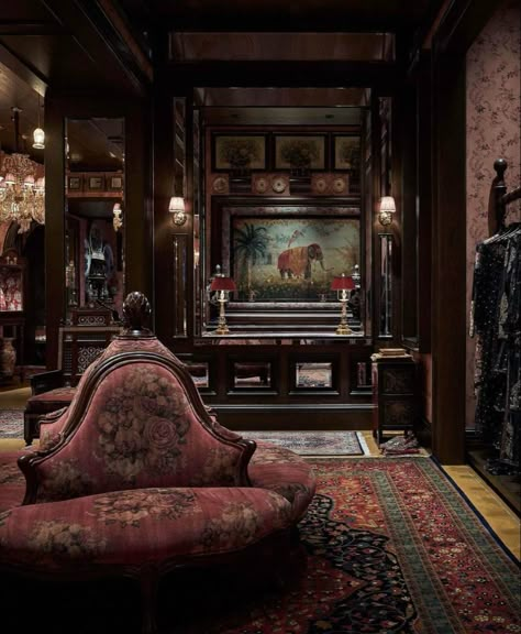 Aesthetic Clutter, Jewellery Store Interior, Guest Room Idea, Dark Enchanted Forest, Academia Bedroom Ideas, Dark Academia Bedroom Ideas, Gotham Aesthetic, Aesthetic Castle, Red And Black Aesthetic