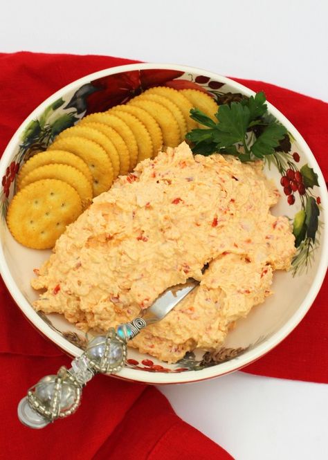 Cajun Crab Dip Recipe, Immitation Crab Recipes, Cajun Crab Dip, Cajun Crab, Crab Dip Recipe, Oysters Rockefeller, Cajun Seafood, Crab Dip, Louisiana Recipes