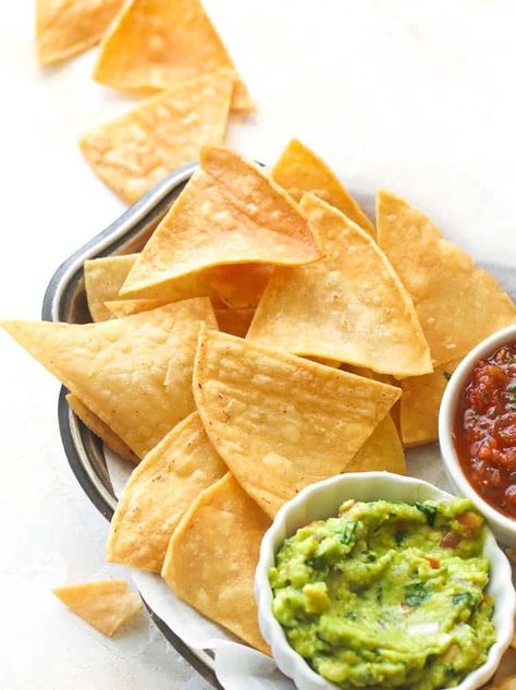 Homemade Tortilla Chips Tortilla Chips Recipe, Fried Tortilla Chips, Best Picnic Food, Easy Picnic Food, Picnic Desserts, Tortilla Chip Recipe, Baked Tortilla Chips, Homemade Tortilla, Homemade Flour Tortillas