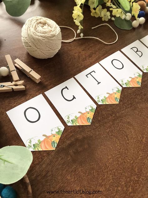 October Banner {FREE PRINTABLE!} Fall Banner Printable, Classroom Bulletin Board, Wall Art Fall, Free Printable Banner, Thanksgiving Activities For Kids, Thanksgiving Banner, Banner Printable, Decor Classroom, Library Activities