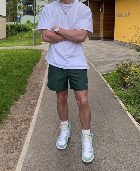 Casual Guy Outfits Summer, Boyfriend Fits Aesthetic Men, Streetwear Fashion For Men Summer, Guy Outfits With Shorts, Outfit Inspirations Men Summer, Men’s Outfit Ideas Summer, Men Style Outfits Aesthetic, Mens Fashion Streetwear Summer Casual, Streetwear Men Outfits Shorts