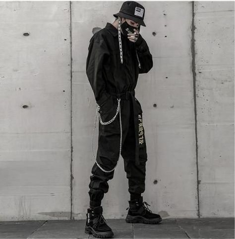 Techwear Men, Techwear Outfits, Goth Outfit, Streetwear Mode, Jumpsuit Men, Grunge Look, Hip Hop Streetwear, Xl Fashion, Indie Outfits