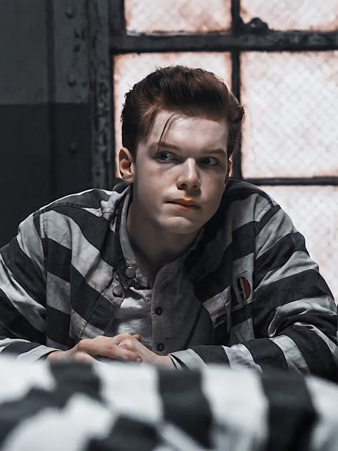 Cameron Monaghan Wallpaper, Jerome Valeska Joker, Gotham Aesthetic, Cameron Monaghan Gotham, Jerome And Jeremiah Valeska, Jerome Gotham, Valeska Twins, Jerome And Jeremiah, Laptop Wallpaper Quotes