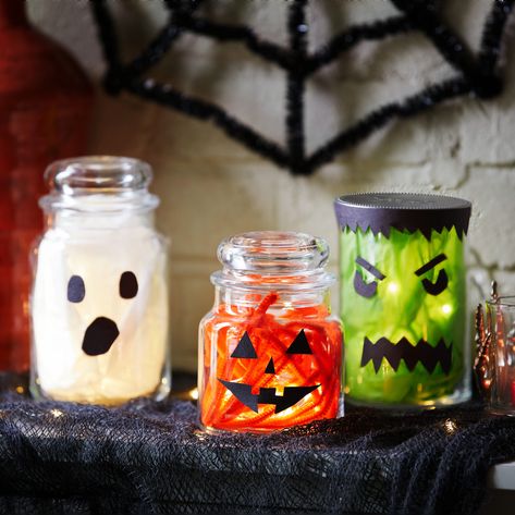 Transform your home into a haunted mansion by creating upcycled festive characters! 👻 🎃 #UpcycleWithYC Repurpose Yankee Candle Jars, Upcycle Candles, Yankee Candle Jars Reuse, Upcycled Candle Jars, Candle Jars Crafts, Cheap Halloween Crafts, Upcycled Jars, Reuse Candle Jars, Scary Creatures