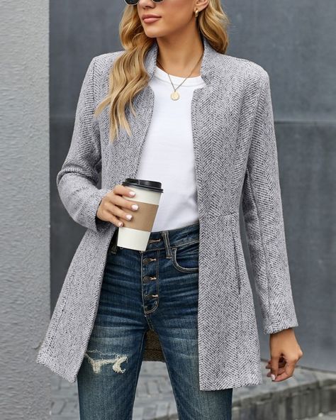 Looks Jeans, Smart Casual Women, Work Dresses For Women, Classy Casual Outfits, Create Outfits, Casual Work Outfits, Work Outfits Women, Casual Coat, Casual Clothes