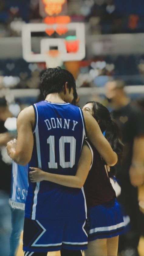 Basketball Boyfriend, Basketball Girlfriend, Group Names Ideas, Girlfriend And Boyfriend Goals, Tumblr Couples, Siblings Goals, Donny Pangilinan, Broken Home, Instagram Creative Ideas