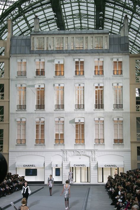 Chanel Spring/Summer 2009 Catwalk Design, Chanel Runway, Mode Chanel, Salon Design, Stage Design, Over The Top, Exhibition Design, Coco Chanel, 인테리어 디자인