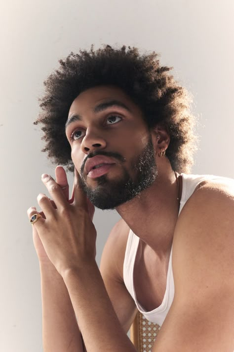 Black Men Portraits, Black Man Reference, Men With Afros, Afro Latino Men, Black Men Aesthetic, Deaven Booker, Black Men Hair, Hairstyles For Black Men, Stylish Beards