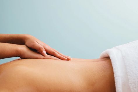 Practitioners explain what happens during a tantra massage and how to give a tantric massage to your partner, including yoni and lingam massage. Morning Massage, Massage Benefits, How To Book, Migraine Relief, Healing Therapy, How To Give, Massage Techniques, Deep Tissue Massage, Deep Tissue