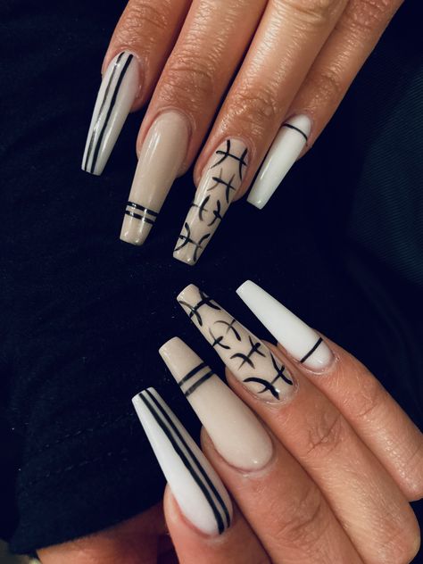 Nails Pisces, Pisces Nail Art, Pisces Nails Designs, Pisces Nails, Mens Long Hairstyles, Zodiac Nail Designs, Zodiac Nails, Line Nail Designs, Long Hairstyles For Men