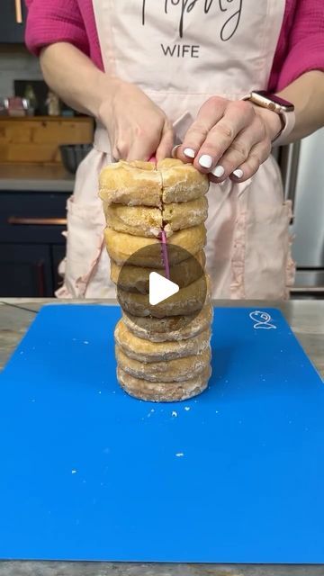 Elaine on Instagram: "Best way to do donuts 🍩 😋 #donuts #dessert #brunch #food #foodie #yum #yummy #cooking #baking #recipe #reel #reels #viralreels #reelsviral #fyp #foryou" Donut Breakfast Ideas, Desert Serving Ideas, Donut Dessert Ideas, Leftover Donut Recipes, Doughnut Desserts, Baked Donuts With Donut Pan, Donut Brunch, Brunch Dessert Ideas, Baked Cake Donut Recipe